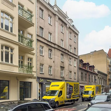 Unique With Air Conditioning In By Renters Apartmán *